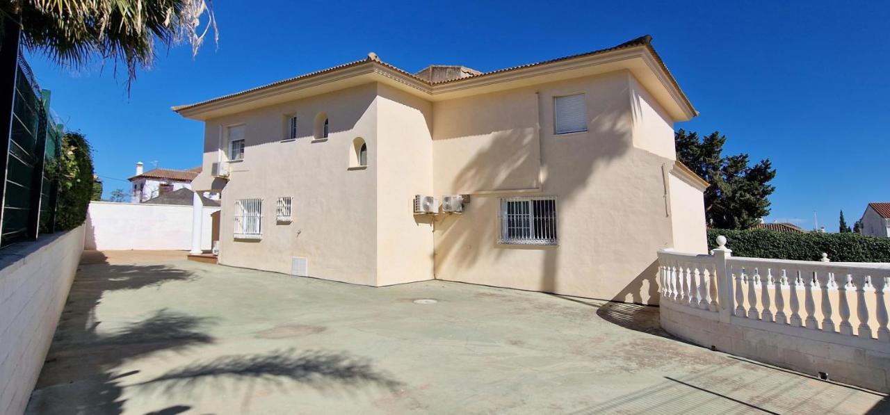 Golden Villa Costa Del Sol - Big Private Pool - Bbq - Good Location Fuengirola Exterior foto