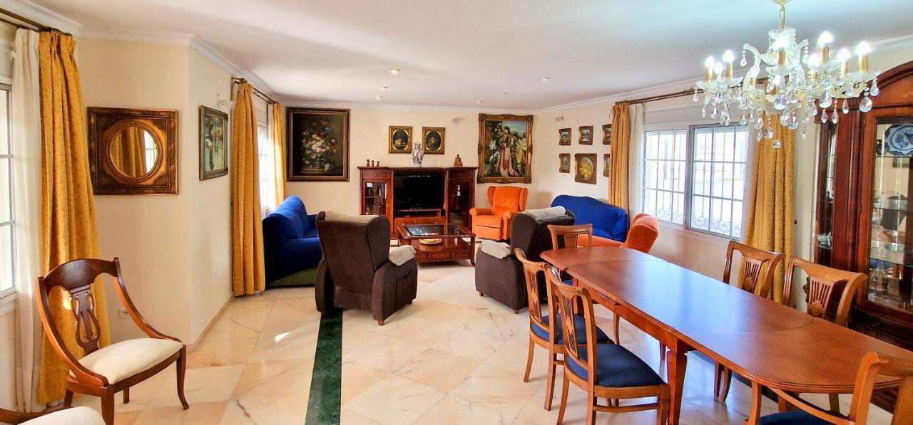 Golden Villa Costa Del Sol - Big Private Pool - Bbq - Good Location Fuengirola Exterior foto